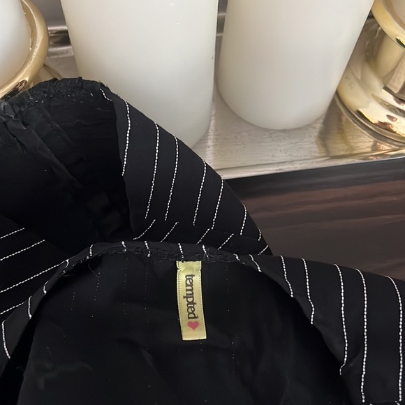 Stretchy pinstripe ruffle bustier-style top with faux corset hooks - Picture 5 of 7